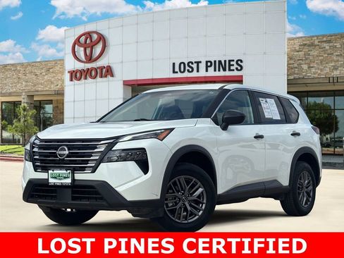 Used 2024 Nissan Rogue S image 1