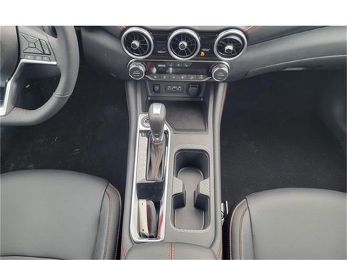 New 2025 Nissan Sentra SR w/ SR Premium Package image 26