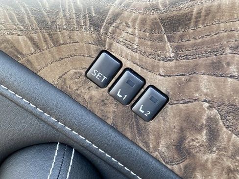 Used 2024 INFINITI QX80 Premium Select w/ Cargo Package AWD/4WD image 19