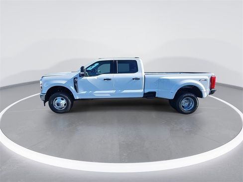 New 2026 Ford F350 XLT image 5