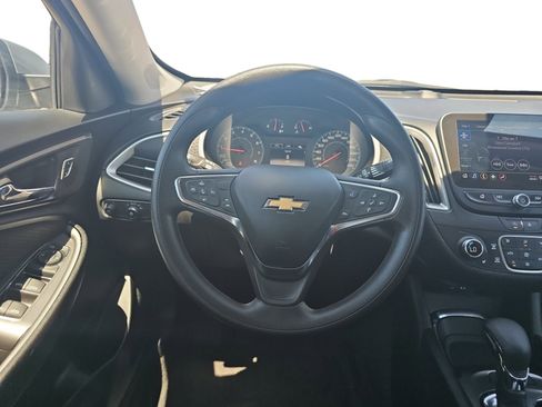 Used 2024 Chevrolet Malibu LT FWD image 13