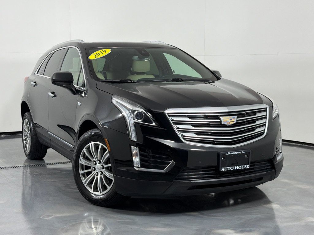 Used 2019 Cadillac XT5 Luxury AWD/4WD image 2