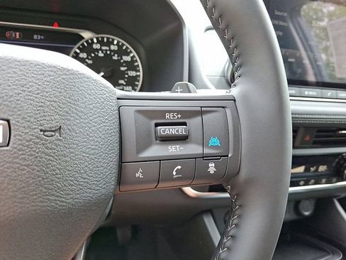 Certified 2026 Nissan Rogue SV w/ Cold Weather Package AWD/4WD image 18