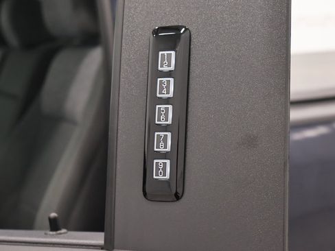 Certified 2024 Ford F250 XLT w/ FX4 Off-Road Package image 28