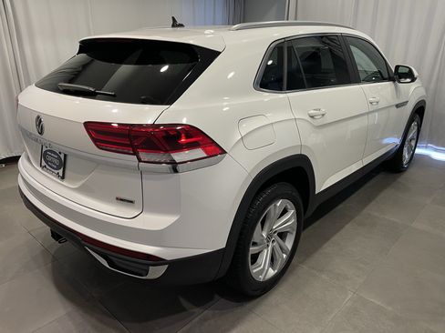 Used 2021 Volkswagen Atlas Cross Sport SEL AWD/4WD image 6