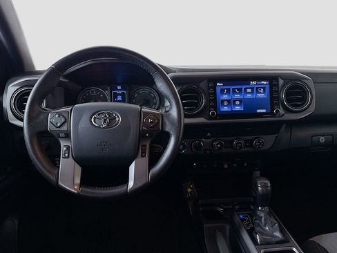 Used 2020 Toyota Tacoma TRD Off-Road image 23