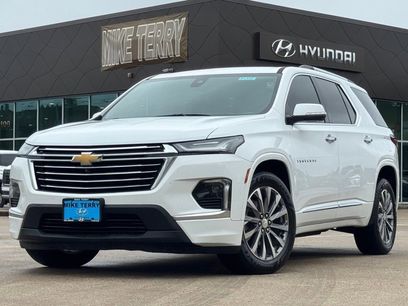 Used 2022 Chevrolet Traverse Premier