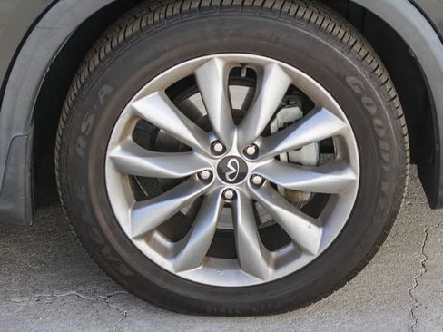Used 2020 INFINITI QX50 Luxe FWD image 9
