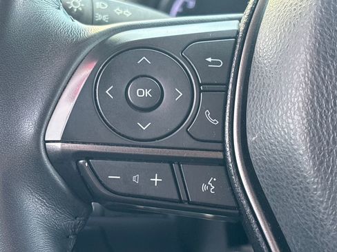 Used 2024 Toyota Camry SE image 18