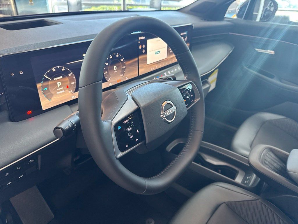 New 2026 Nissan Leaf Platinum+ FWD image 24