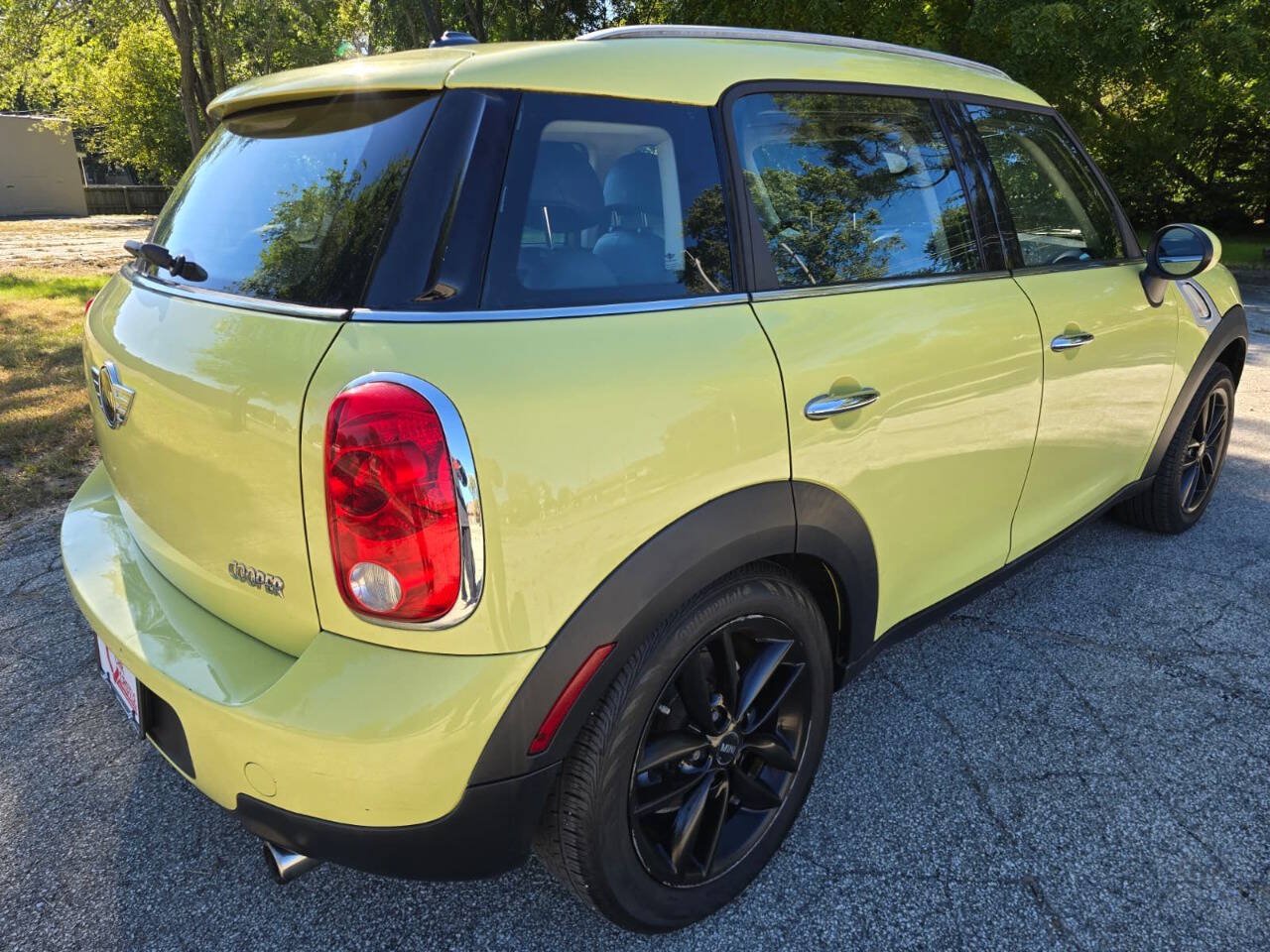 Used 2012 MINI Cooper Countryman FWD image 5
