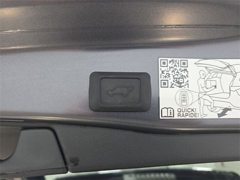 Certified 2025 Toyota RAV4 Limited w/ Advanced Technology Package image 33