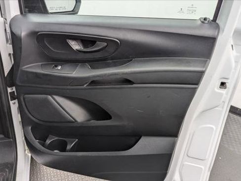 Used 2019 Mercedes-Benz Metris w/ Convenience Package image 21