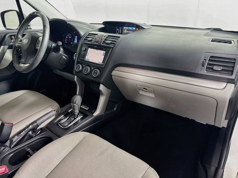 Used 2015 Subaru Forester 2.5i Touring w/ Eyesight & Navigation System AWD/4WD image 36