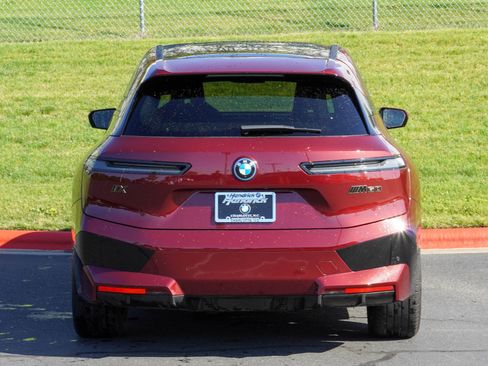 Used 2024 BMW iX M60 AWD/4WD image 8