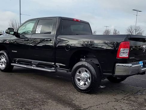 Used 2022 RAM 2500 Big Horn image 6