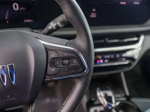 Certified 2024 Buick Envista Avenir image 16
