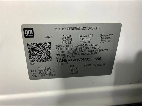 Used 2022 Chevrolet Traverse LT FWD image 18
