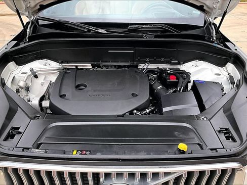 Certified 2024 Volvo XC90 B6 Ultimate AWD/4WD image 13