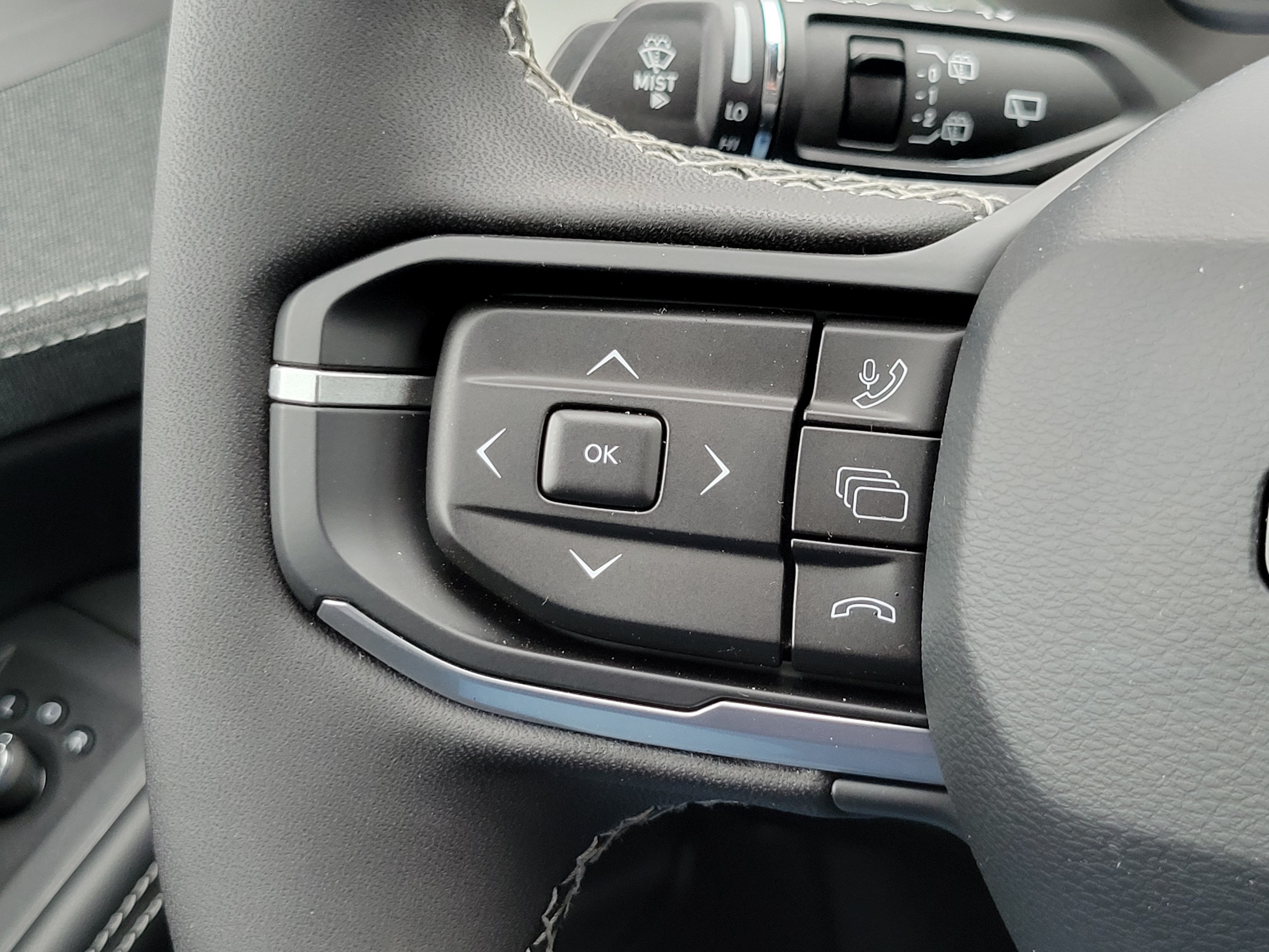 New 2026 Jeep Cherokee Laredo AWD/4WD image 12