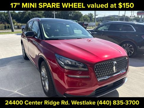 Used 2022 Lincoln Corsair AWD w/ Premium Package image 6