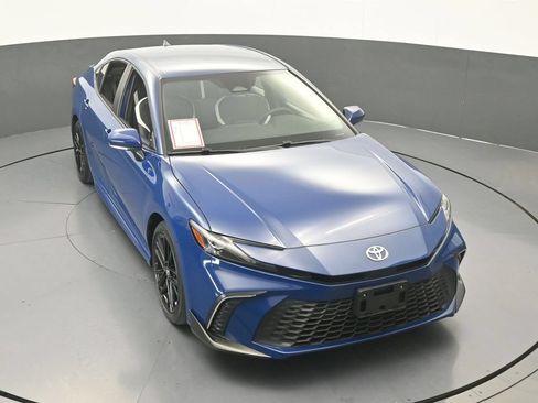 Used 2025 Toyota Camry SE FWD image 52
