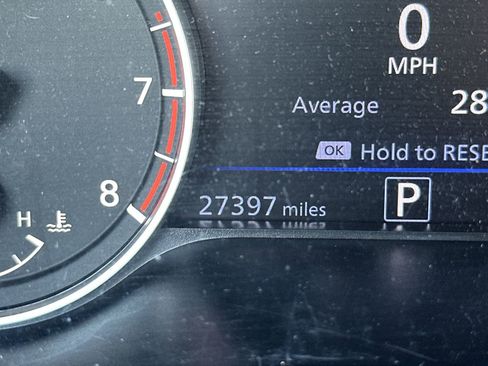 Used 2025 Nissan Altima 2.5 SV FWD image 24