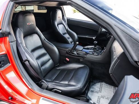 Used 2011 Chevrolet Corvette Z06 w/ Z06 Carbon Fiber Package RWD image 69
