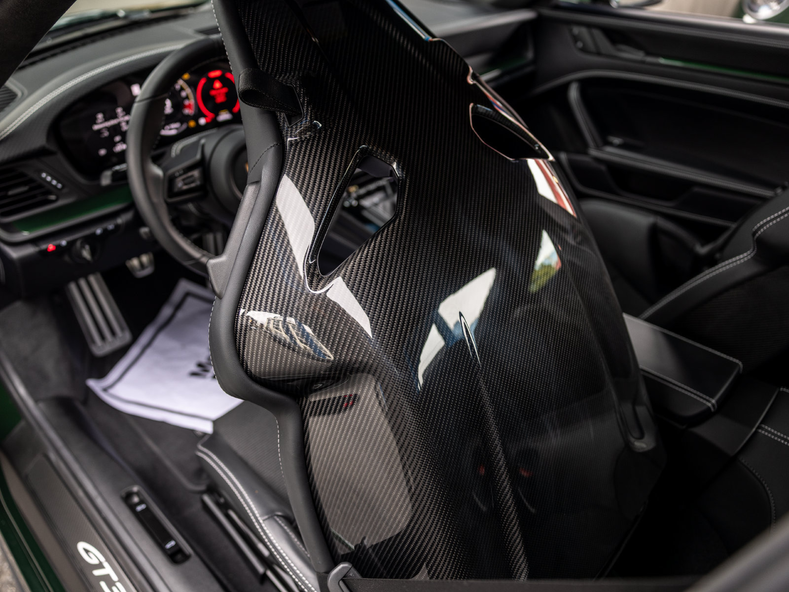 Certified 2025 Porsche 911 GT3 RWD image 49