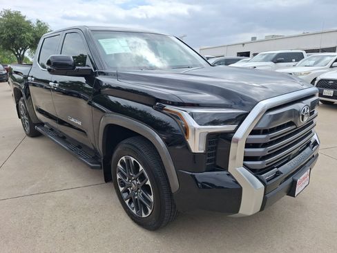 Used 2026 Toyota Tundra Limited AWD/4WD image 8