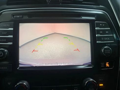 Used 2020 Nissan Maxima 3.5 SL w/ Floor Mat Group FWD image 21