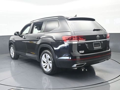 Used 2021 Volkswagen Atlas SE w/ Panoramic Sunroof Package FWD image 4