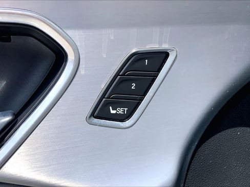 Used 2024 Acura RDX SH-AWD w/ Technology Package image 32