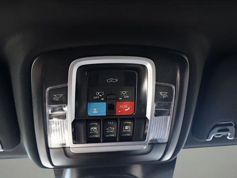 New 2026 RAM 3500 Limited AWD/4WD image 28