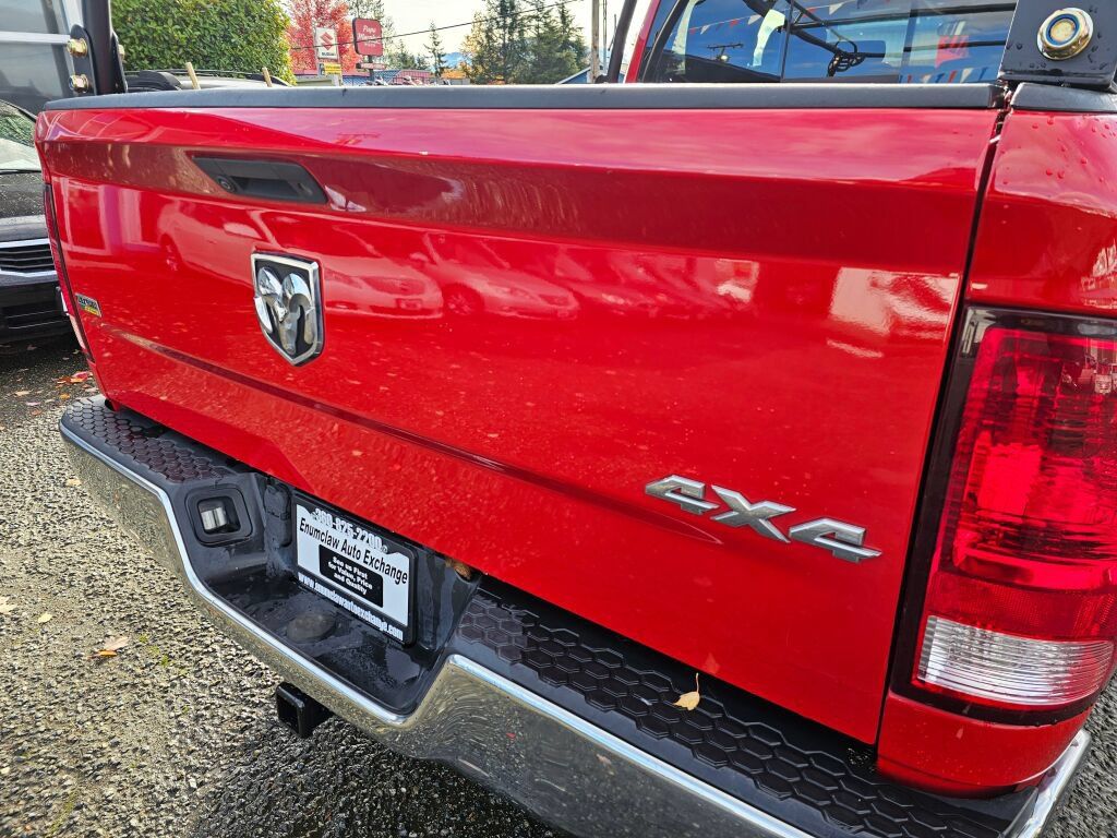 Used 2017 RAM 1500 Classic SLT AWD/4WD image 18