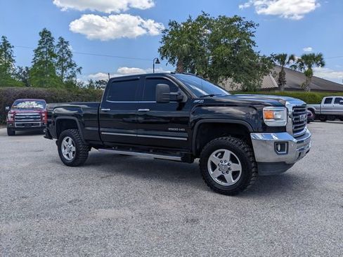 Used 2015 GMC Sierra 2500 SLT AWD/4WD image 2