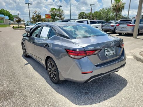 Certified 2025 Nissan Sentra S FWD image 4