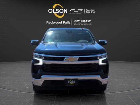 Used 2023 Chevrolet Silverado 1500 LT AWD/4WD image 8