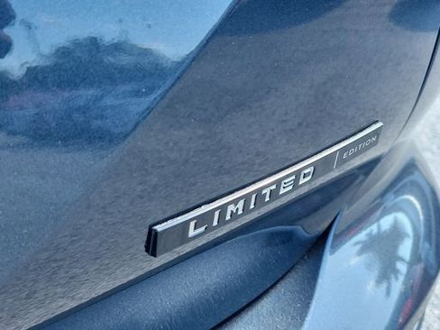 New 2026 Mitsubishi Outlander SE FWD image 9