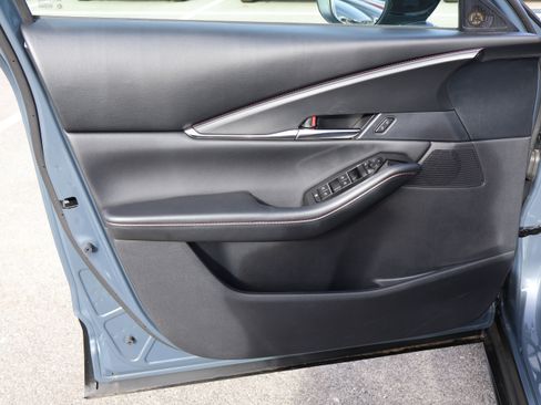 Certified 2025 MAZDA CX-30 AWD 2.5 S w/ Preferred Package image 22