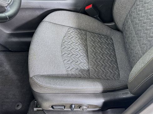 Used 2023 Chevrolet Equinox LT image 19