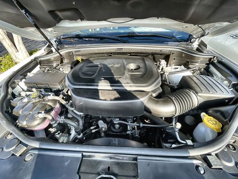 Used 2022 Jeep Grand Cherokee Limited w/ Trailer Tow Group IV image 30