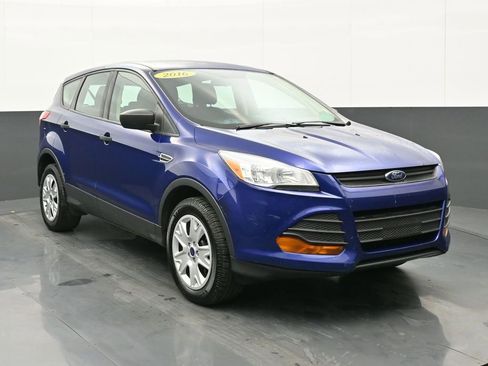 Used 2016 Ford Escape S image 1