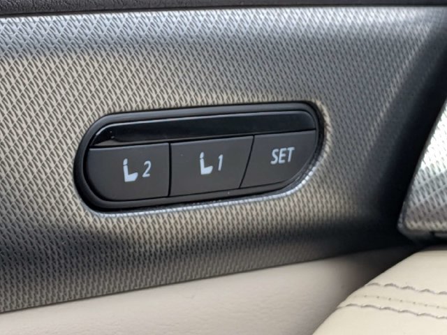Used 2025 INFINITI QX60 Luxe FWD image 26
