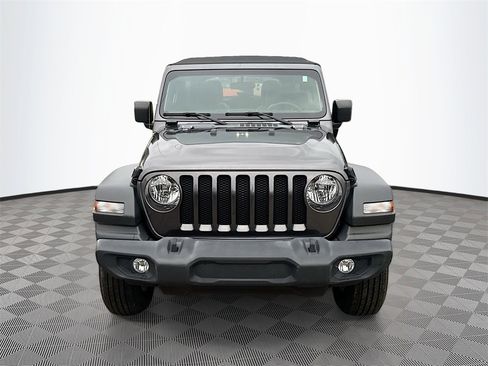 Used 2023 Jeep Wrangler Sport S image 2