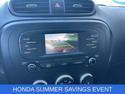 Used 2015 Kia Soul FWD image 12