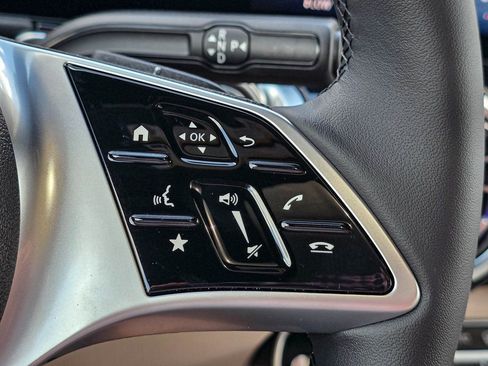 New 2026 Mercedes-Benz GLB 250 4MATIC image 26