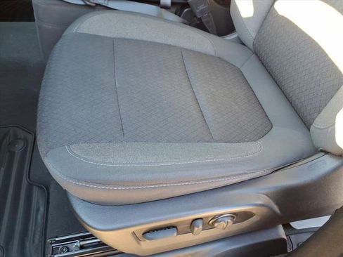 Used 2022 Chevrolet Silverado 1500 Custom image 17