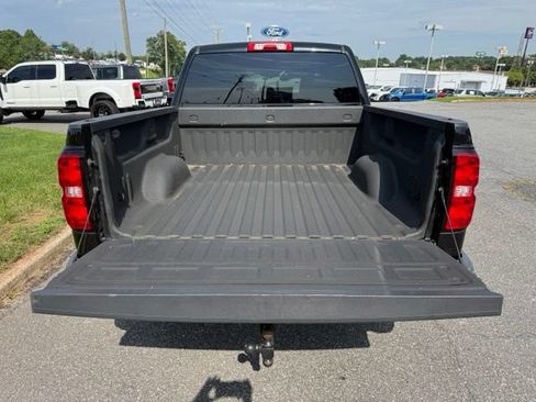 Used 2018 Chevrolet Silverado 1500 LT w/ All Star Edition AWD/4WD image 10