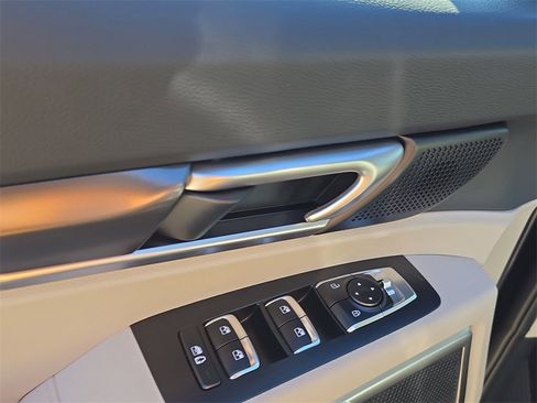 New 2025 Kia Telluride S image 21